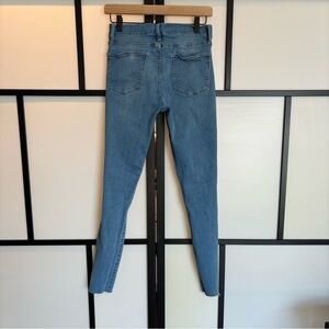 FRAME Le‎ High Skinny skinny jeans. Distressed fabric. Size 28